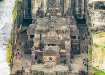 इलोरा, महाराष्ट्र, भारतको कैलाश मन्दिर