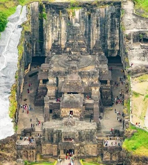 इलोरा, महाराष्ट्र, भारतको कैलाश मन्दिर