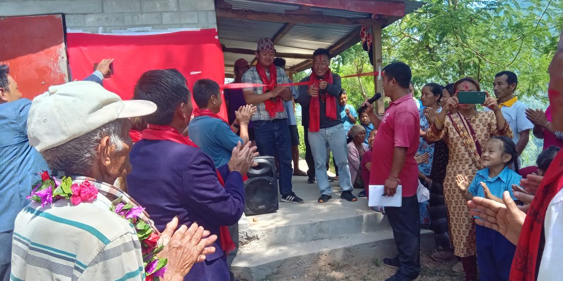 गाउ-गाउमा स्वस्थ्य इकाई, मुहार फेर्दै दुर्गम बस्ती