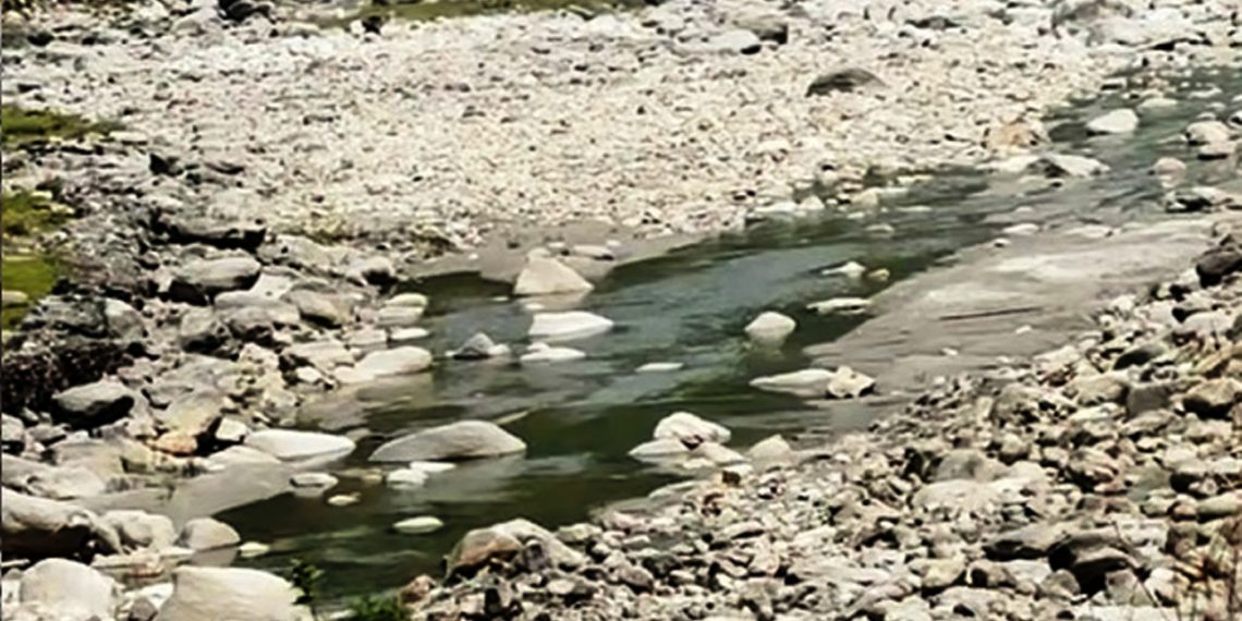 लिखु-३ ले बगायो जल्दै गरेको शब, मलामीहरु भागेर