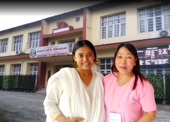 आर्ट अफ लिभिङमा गायिका मनु नेम्बाङ